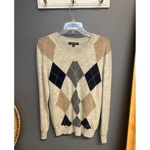 Express Design Studio 100% Merino Wool Mens S‎ Sweater Argyle Tan V-Neck